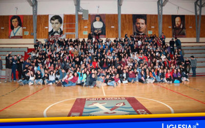 Vigilia de Pentecostes en Instituto Don Bosco