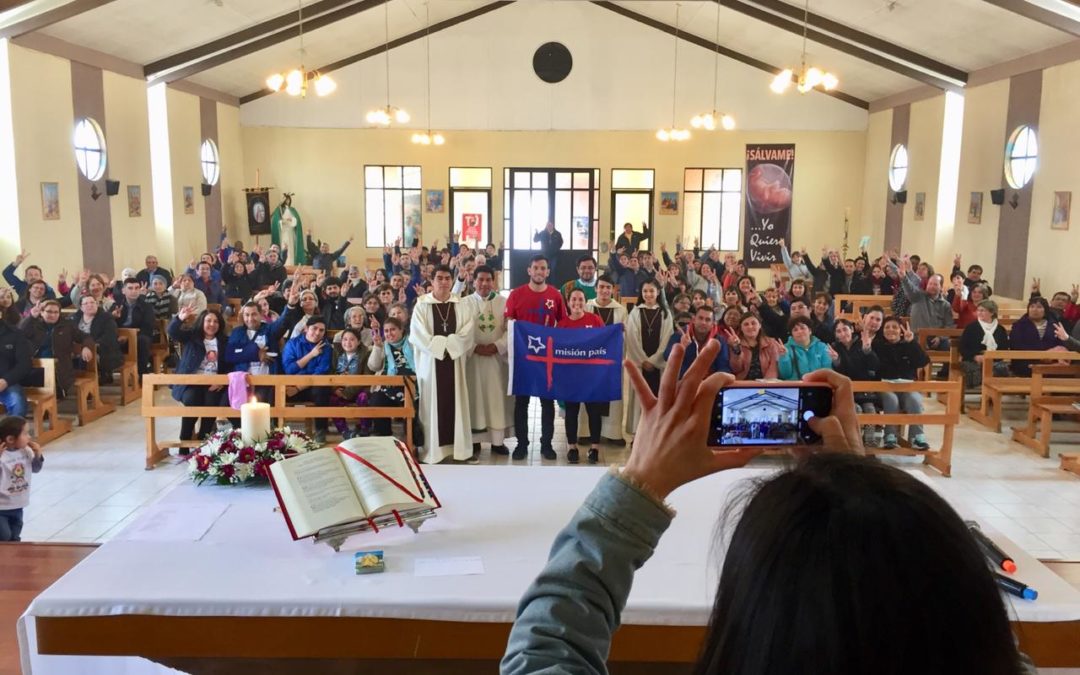 Avanzada de misión país en la Parroquia Santa Teresa de los Andes