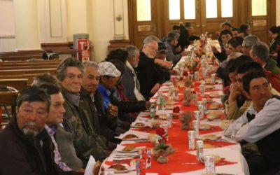 Comedor fraterno en el templo Catedral