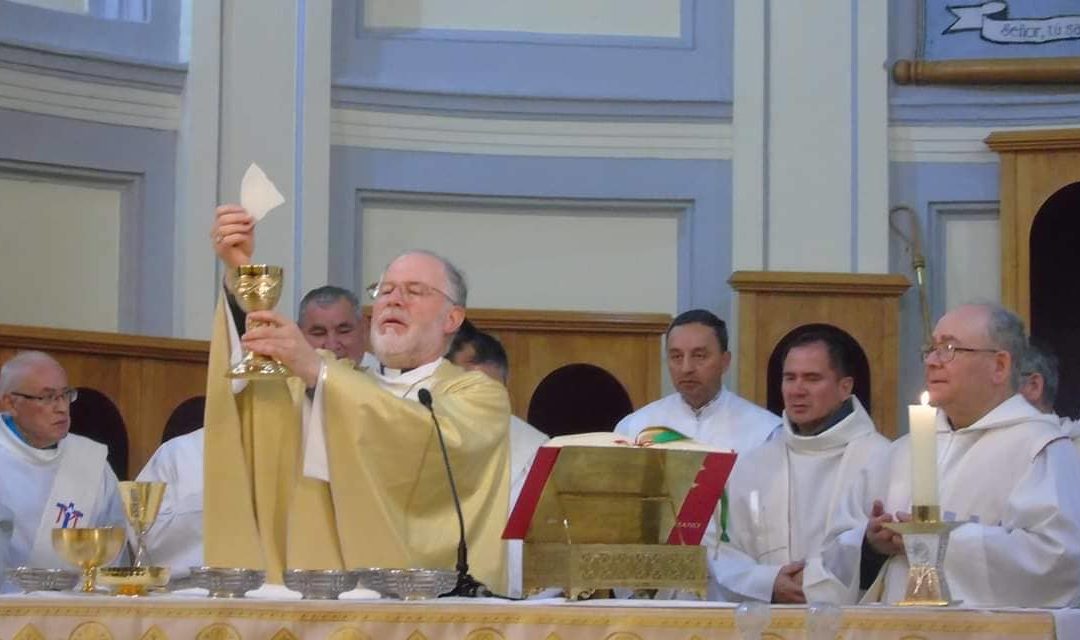 Solemne Misa Crismal en la Catedral de  Punta Arenas