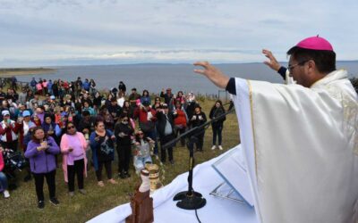 Cerca de 500 fieles asistieron a la Peregrinación de la Virgen de Montserrat.