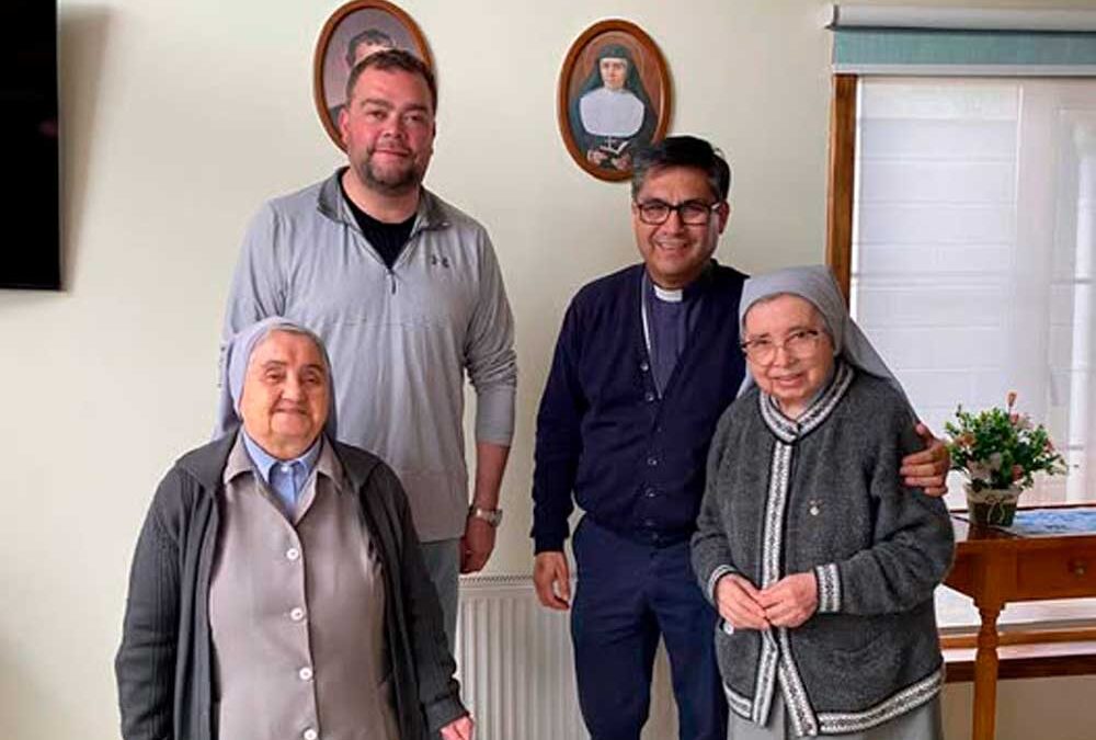 AGRADECIMIENTO A LAS HERMANAS SALESIANAS, IDUVINA Y LUCINDA, DE PUERTO NATALES, POR SU TIEMPO ENTRE NOSOTROS