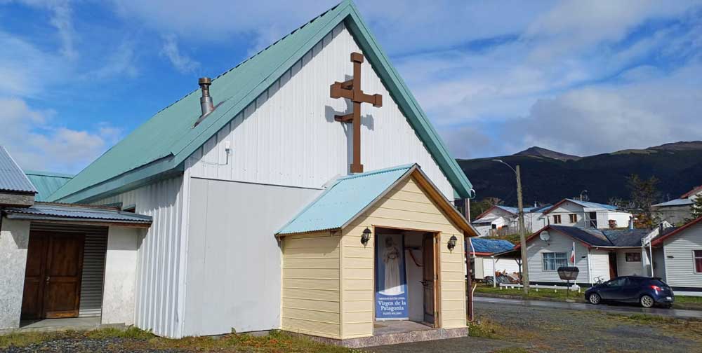 Parroquia Nuestra Señora Virgen de la Patagonia.