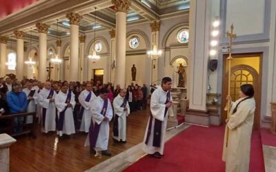 EN PUNTA ARENAS SE INICIO LA CUARESMA EN LA CATEDRAL