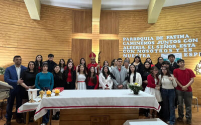 CONFIRMACIONES EN LA PARROQUIA NUESTRA SEÑORA DE FÁTIMA