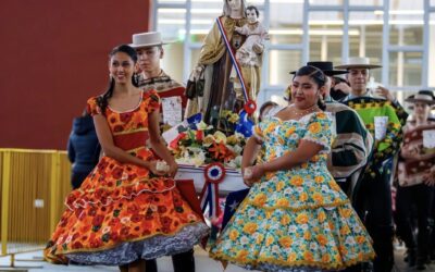 HOMENAJE A LA VIRGEN DEL CARMEN EN EL CAMPEONATO JUVENIL DE CUECA EN PORVENIR