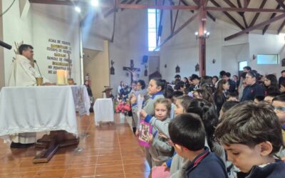 COMUNIDADES EDUCATIVAS DE PORVENIR CELEBRA LA EUCARISTÍA POR LAS FAMILIAS
